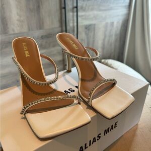 Alias Mae Bridal white sparkly heel